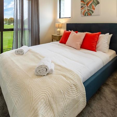 クライストチャーチPeaceful Park View Townhouse 2 Bed W/Carparkアパートメント エクステリア 写真