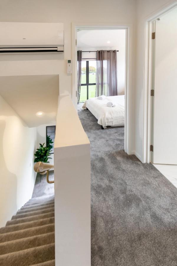 クライストチャーチPeaceful Park View Townhouse 2 Bed W/Carparkアパートメント エクステリア 写真