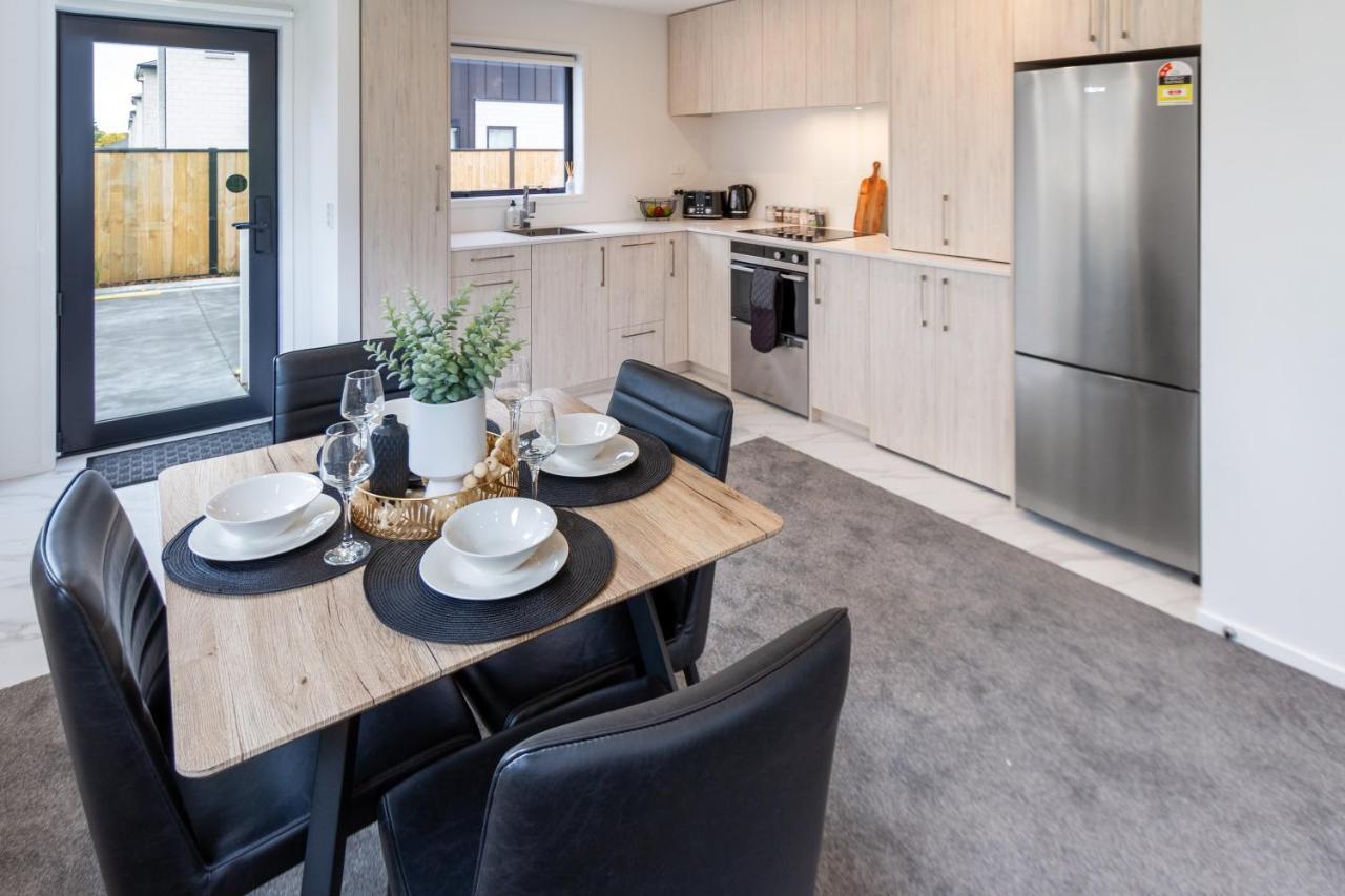 クライストチャーチPeaceful Park View Townhouse 2 Bed W/Carparkアパートメント エクステリア 写真